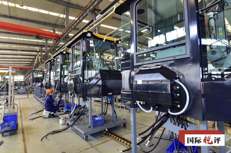 ��������ح�й�����ȫ�򾭼������ġ�����֧����