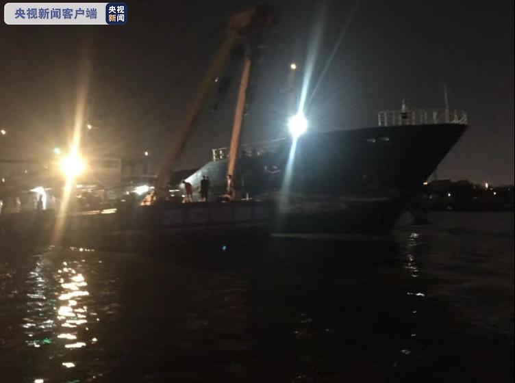 上海海事局传递船舶碰撞黄浦江徐汇滨江岸线变乱初法式查功效