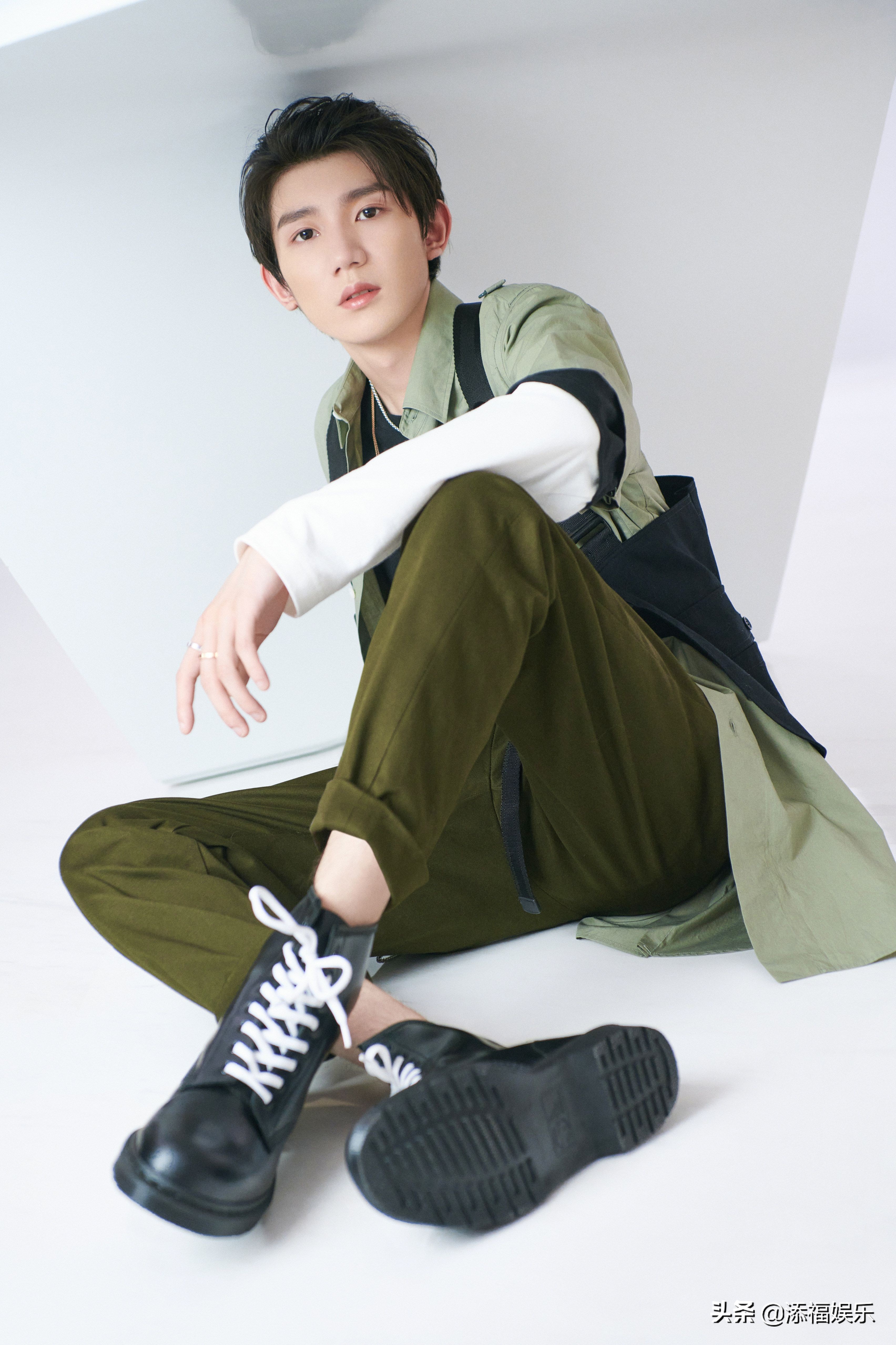 王源语录不光出现在统考试卷中，还出现在金句