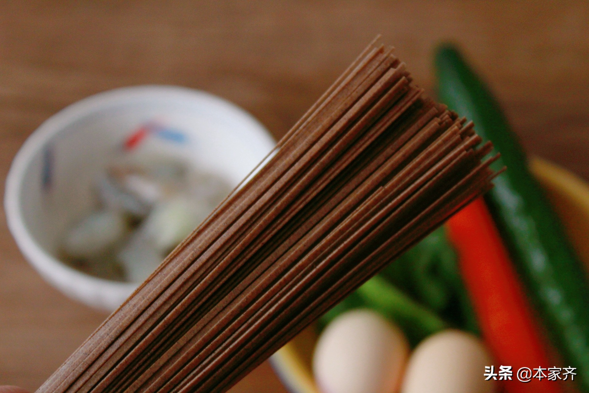 天太热，下班就馋这一碗面，低脂又健康，拯救没胃口，做法简单