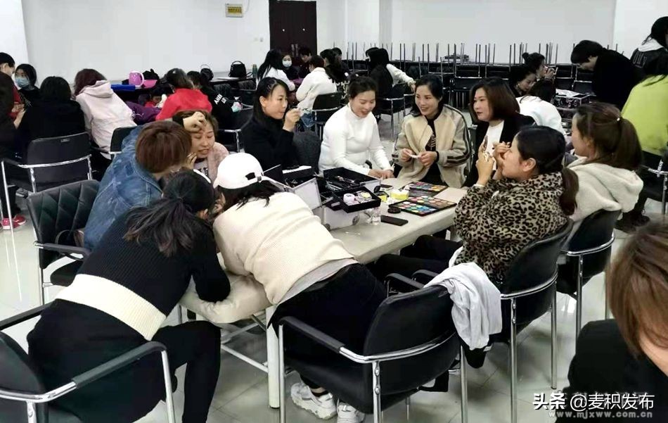 我为群众办实事】麦积区人社局积极开展技能培训工作