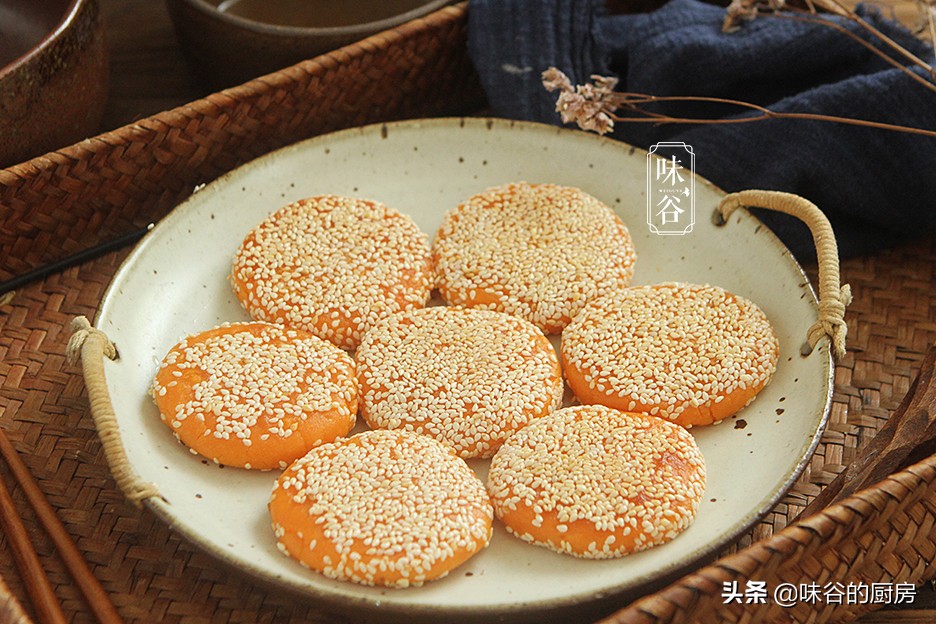 早餐饼新吃法，加1个红薯，不揉面不发面，香甜好吃，营养又顶饱