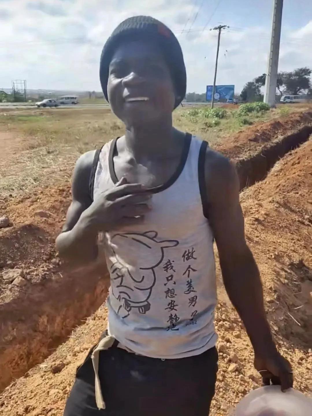 非洲黑人最时髦的衣服，可能是你扔掉的二手货