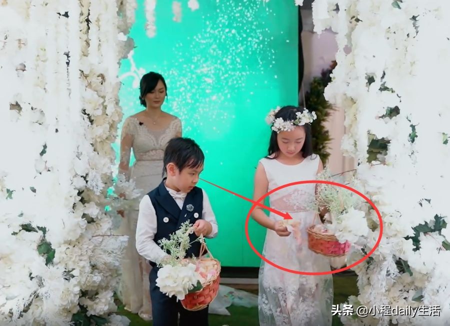 吴尊在家后花园办婚礼，谁注意宾客的打扮？这才是“豪门婚宴”