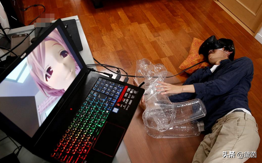 有人說:“馬化騰,你的遊戲是毒品,它毀了我的丈夫和孩子”