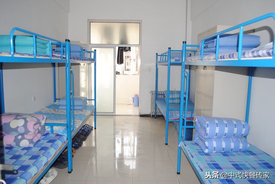 中式快餐加盟，需要多少錢？進來了解下……