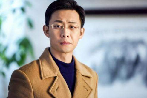 守护植物人初恋10年，却这样对待家里佣人，张译