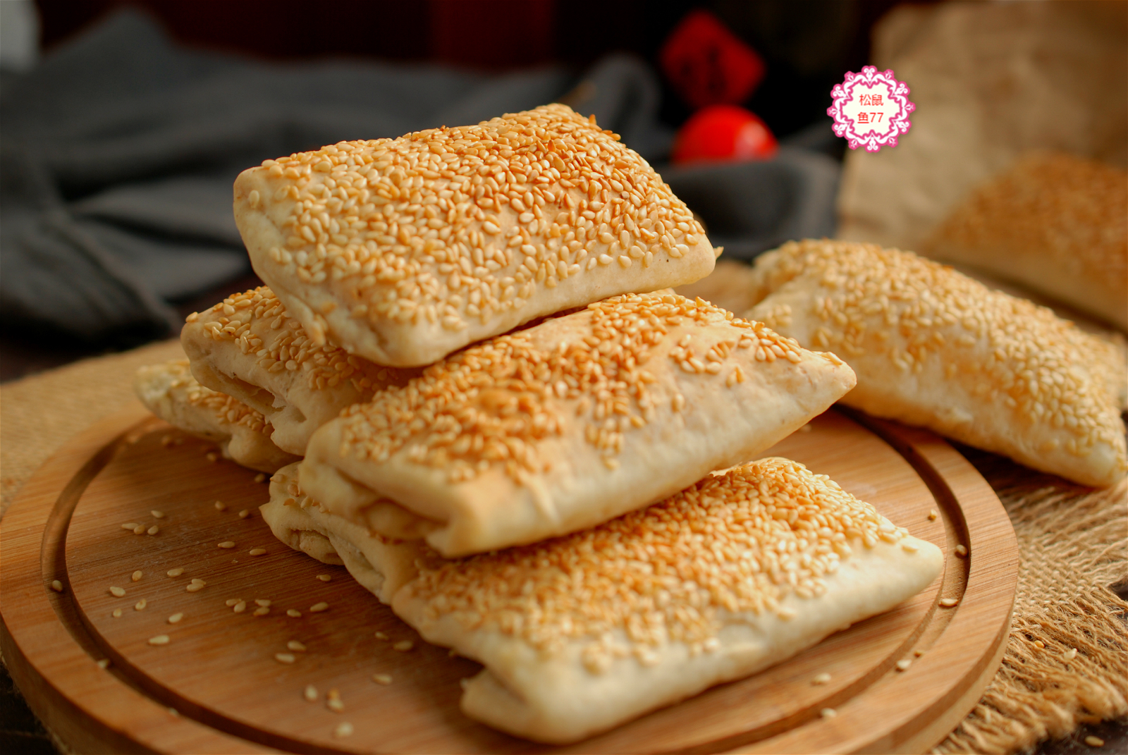 一捏就碎，一碰就掉渣兒，一吃倍儿香的油酥小燒餅，做法超簡單