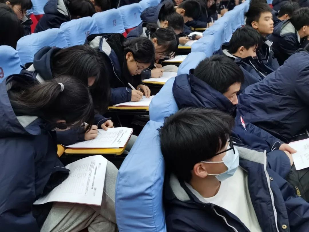 语奥走进江苏省梁丰高级中学：参与是走向成功的开始