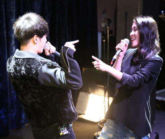 碧晨|华晨宇张碧晨没在一起！两人将在无婚姻状况下抚养女儿 一起成长