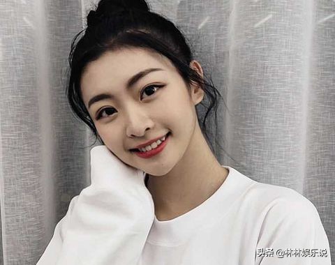 青你2王承渲“学生照”曝光，小胖脸大鼻子，还是你心中的女神吗