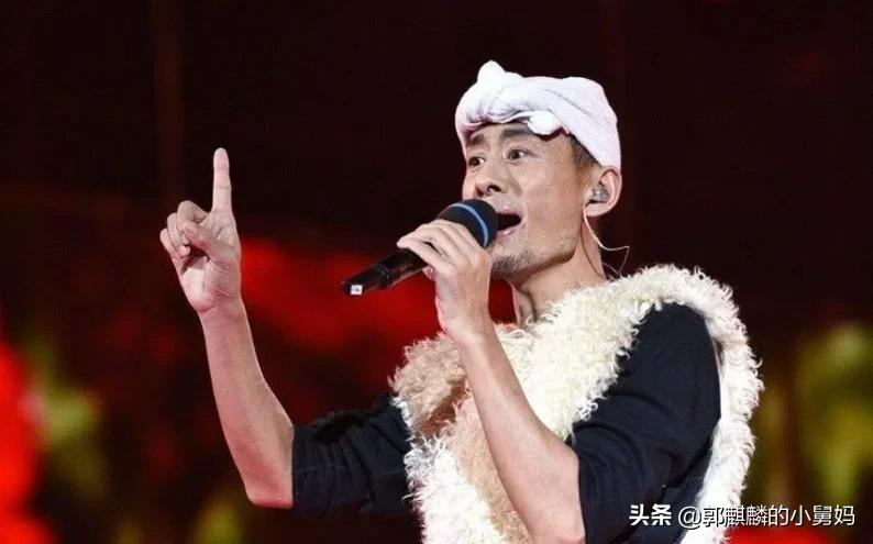 为走红冒充草根歌手,被韩红戳穿,将他们赶出