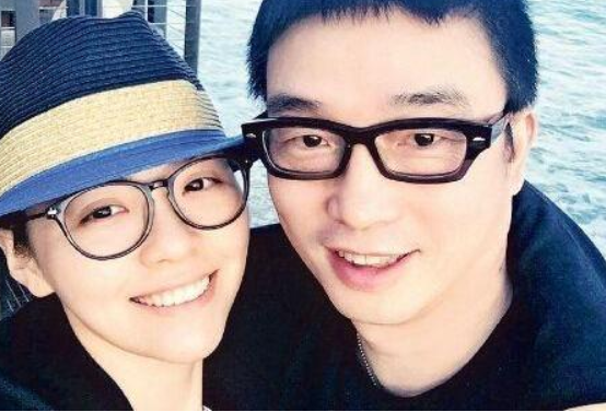 张靓颖：为冯柯做了9年\"人肉提款机\"，