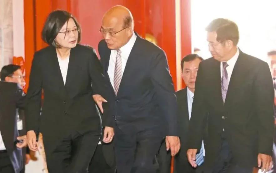 蔡英文真敢“以武谋独”？台湾媒体人这样解读