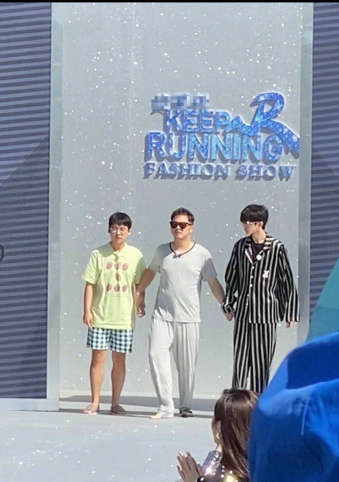 跑男发起投票，昔日顶流不敌蔡徐坤，出道十年