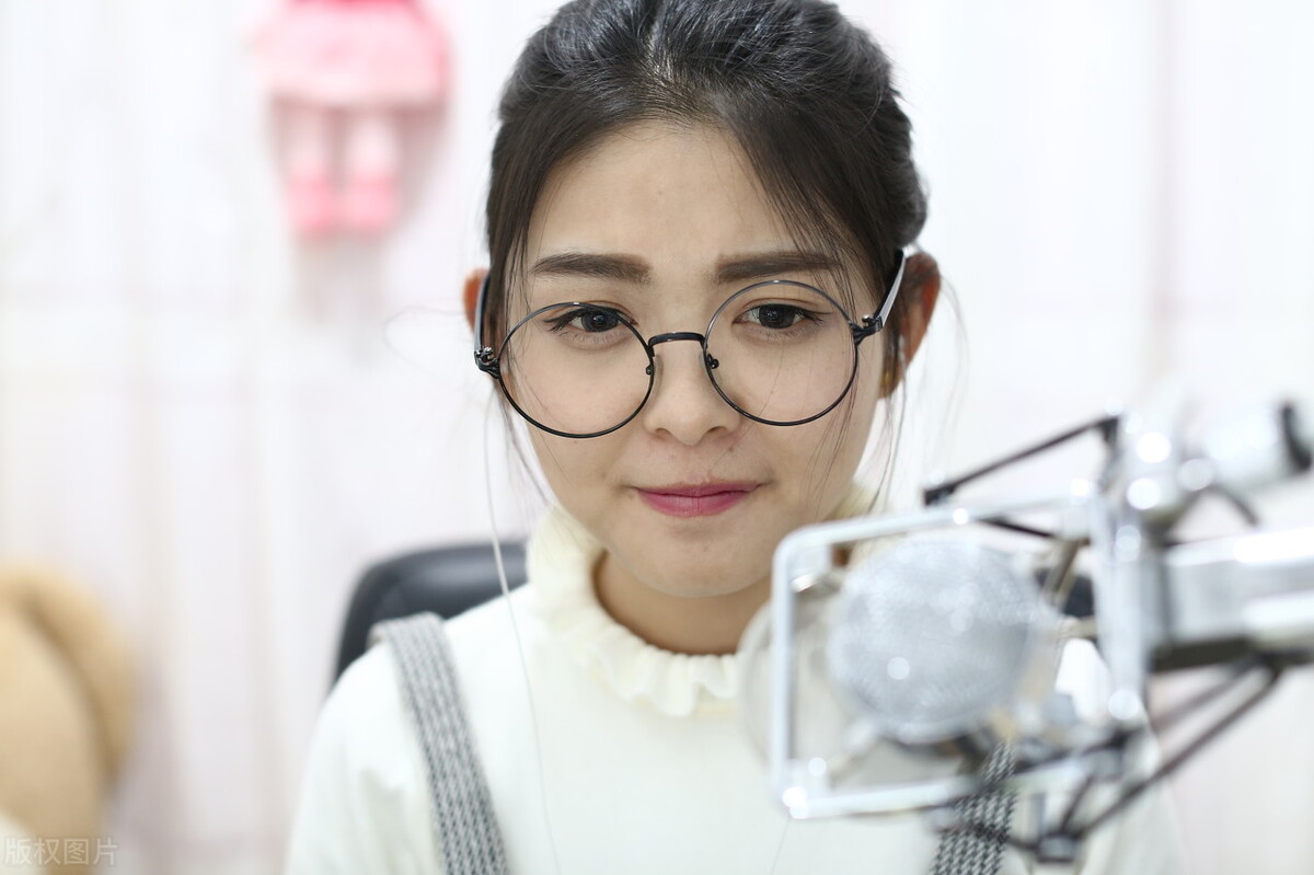 徐州美女主播招聘——月薪过万当明星不是梦