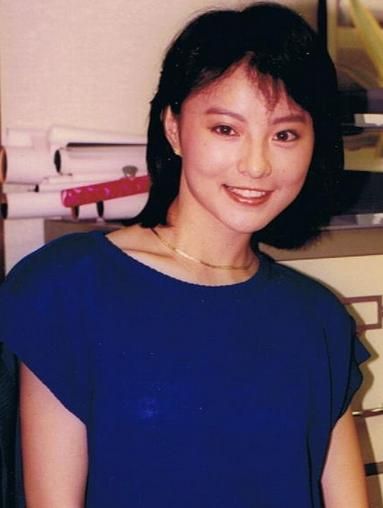 最美警花李赛凤，两段婚姻均失败，遭豪门丈夫