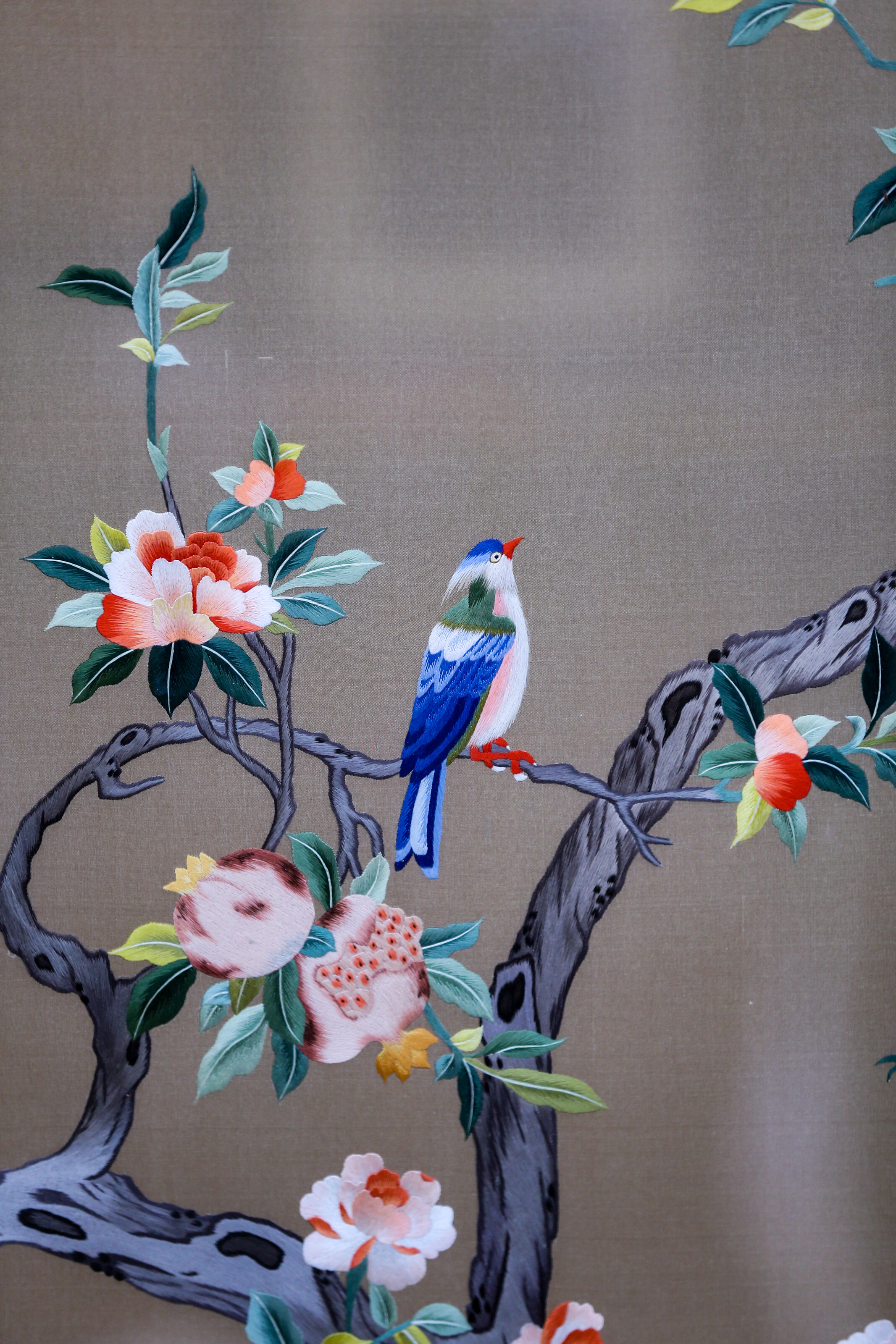 蜀绣又名"川绣",为中国刺绣传承时间最长的绣种之一,与苏绣,湘绣,粤绣