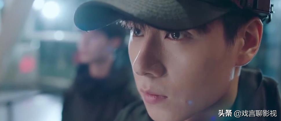 Hu Yitian Li Yitong performs melting sister younger brother to love, costar king installs eaves acting to win support, give a group successfully