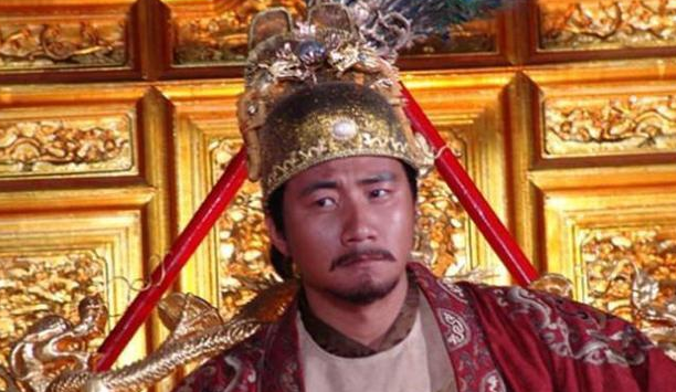朱元璋逝世之后，儿子没有成为第二代皇帝而是成为了第三代皇帝