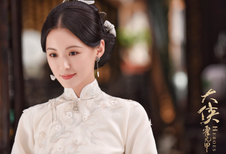 《最美的乡村》《小娘惹》《大侠霍元甲》，他为何总能制造爆款？