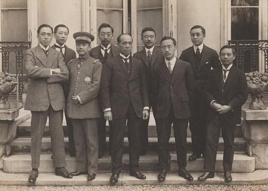 敌对国没有爱情？日本护士嫁中国将军64年不回国