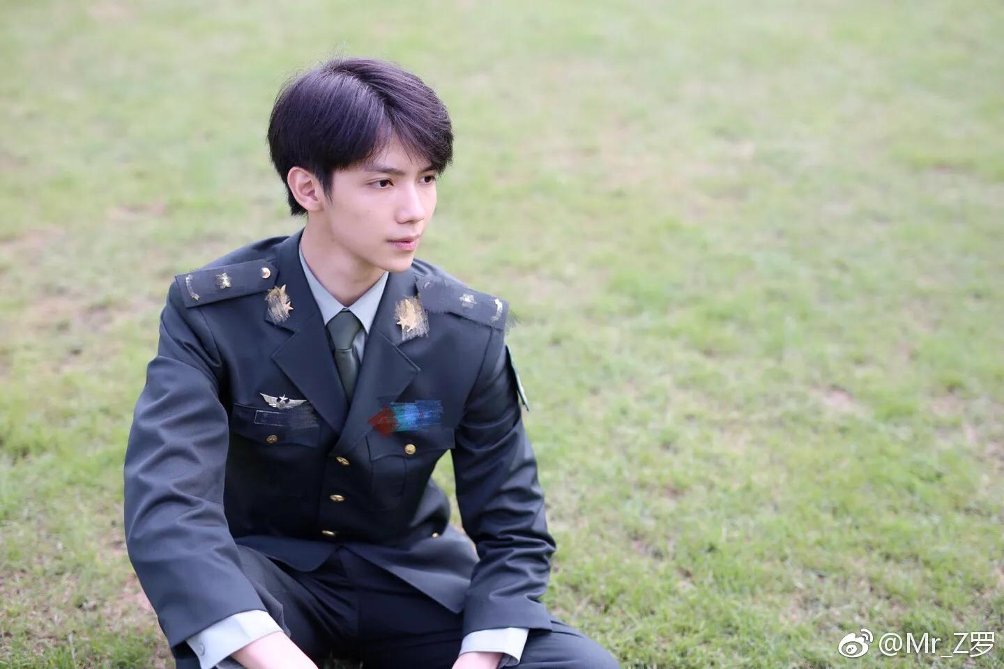 Indulge trainee Qing Dynasty sheds Luo Yizhou! 