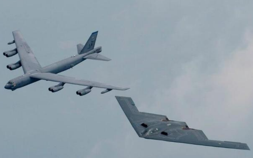 刚秀完肌肉，美军就撤走关岛的轰炸机，这番迷之操作有何深意？