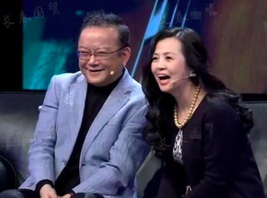 王刚老婆每月花费比李湘还离谱？王刚回应：一