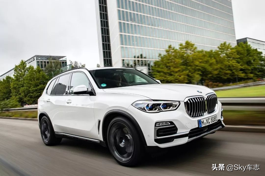 试驾全新X5 xDrive45e：它是混动SUV中最值得入手的吗？