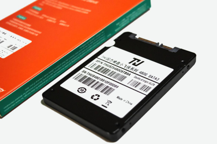 SSD灵魂评测：1 GB没有6毛钱 垃圾佬也能有春天