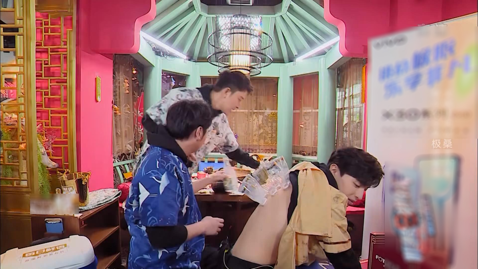 To Deng Lun, this ability is true " the limit is challenged " , by whole a legendary venomous insect of old team member too feel distressed