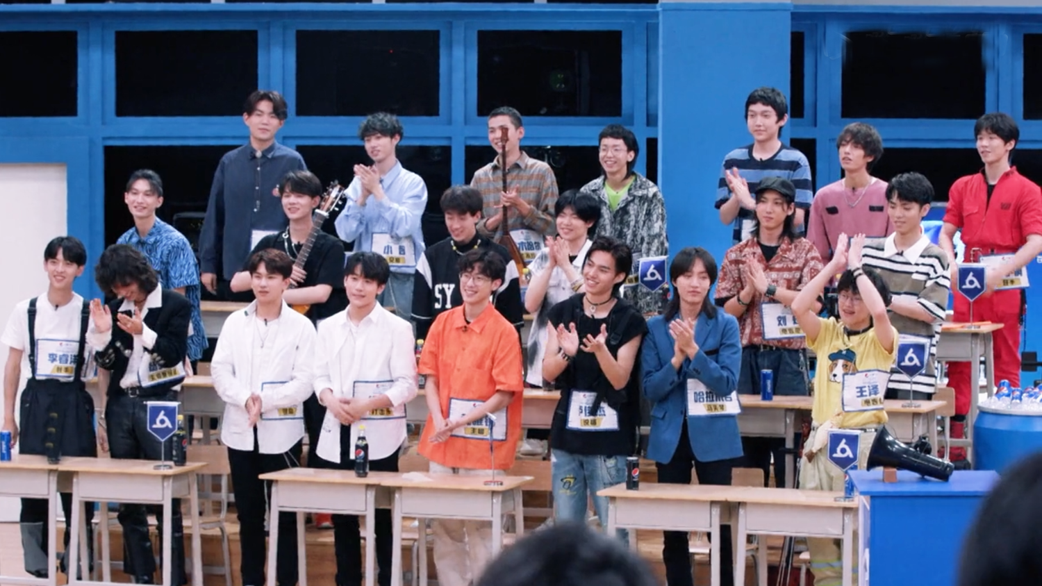 明日之子4开播，6人教师团圈粉，杨润泽成F-MAN，