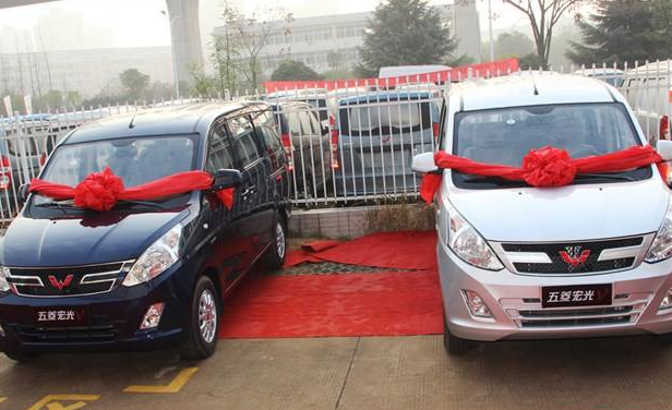 五菱宏光封神？但是，国内最好的面包车从来不