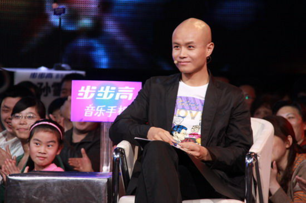 看完乐嘉的老婆，再看涂磊的老婆，一个才女，