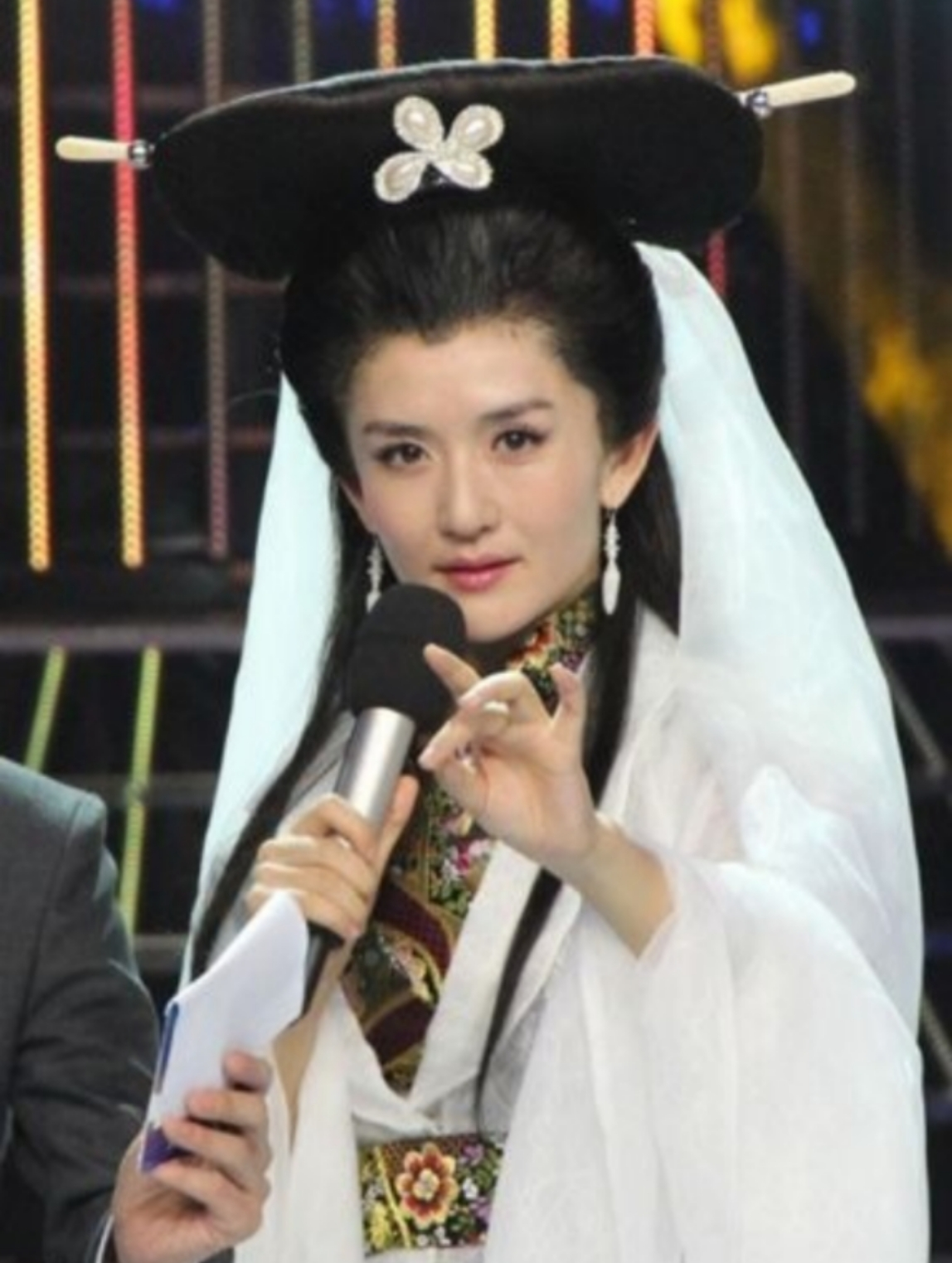 谢娜，还有机会夺回“芒果一姐”的位置吗？