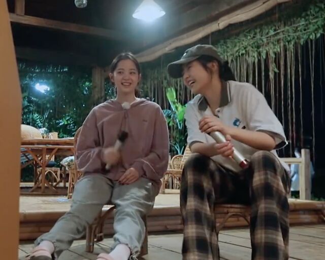 Ouyang Nana & Zhang Zifeng combined on the cover, netizens: pretend - iNEWS
