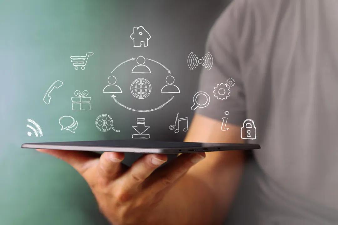 “云”溪笔谈 | 坐看教育云起时