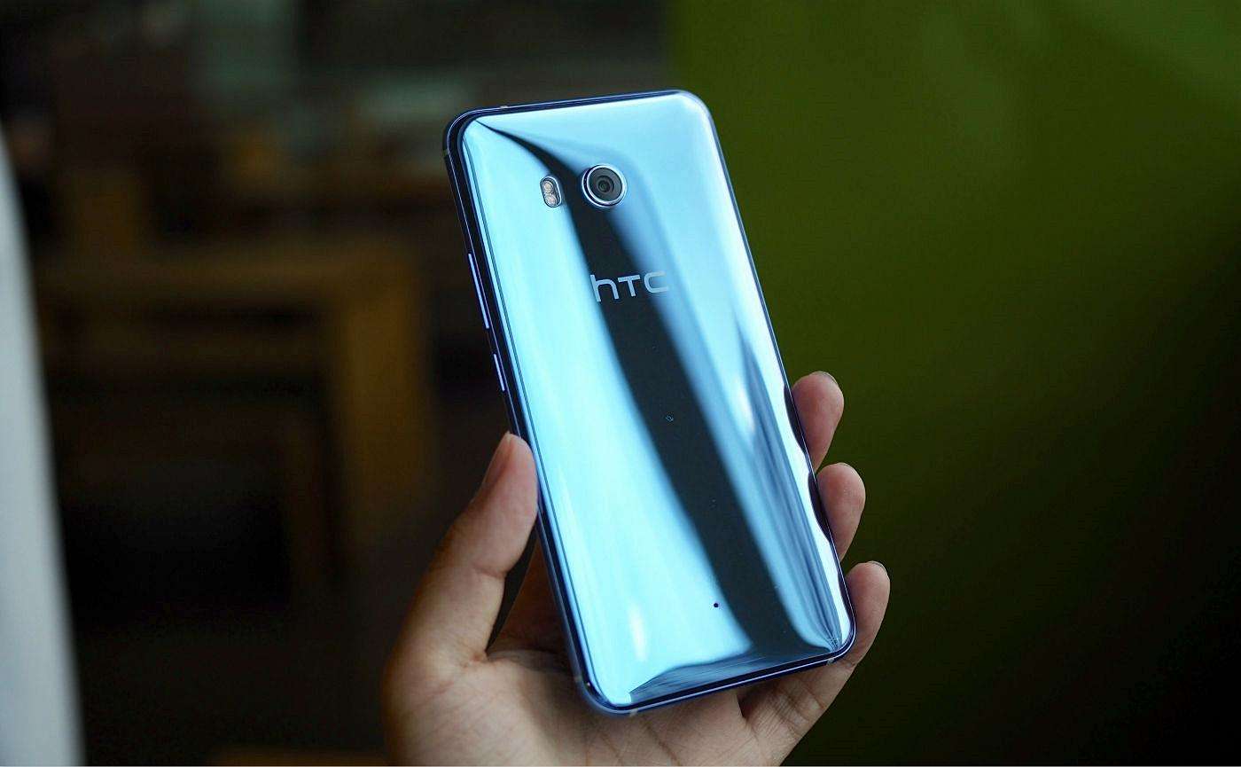 全新！HTC 产品研发新手机曝出，一加 8 小米手机 10 变身