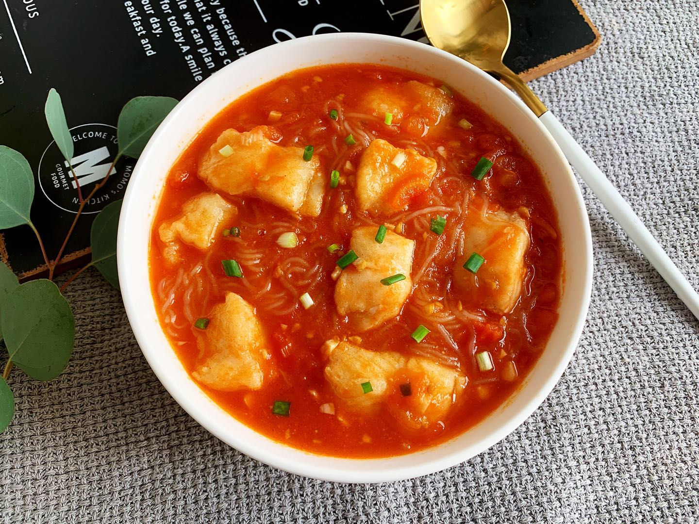 龙利鱼粉丝番茄汤做法步骤图低脂营养又美味不愁家人没胃口