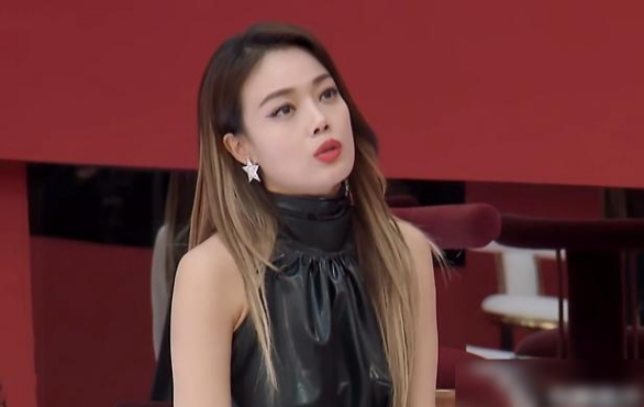 浪姐成“照妖镜”，陈妍希绝不是甜姐，说话简