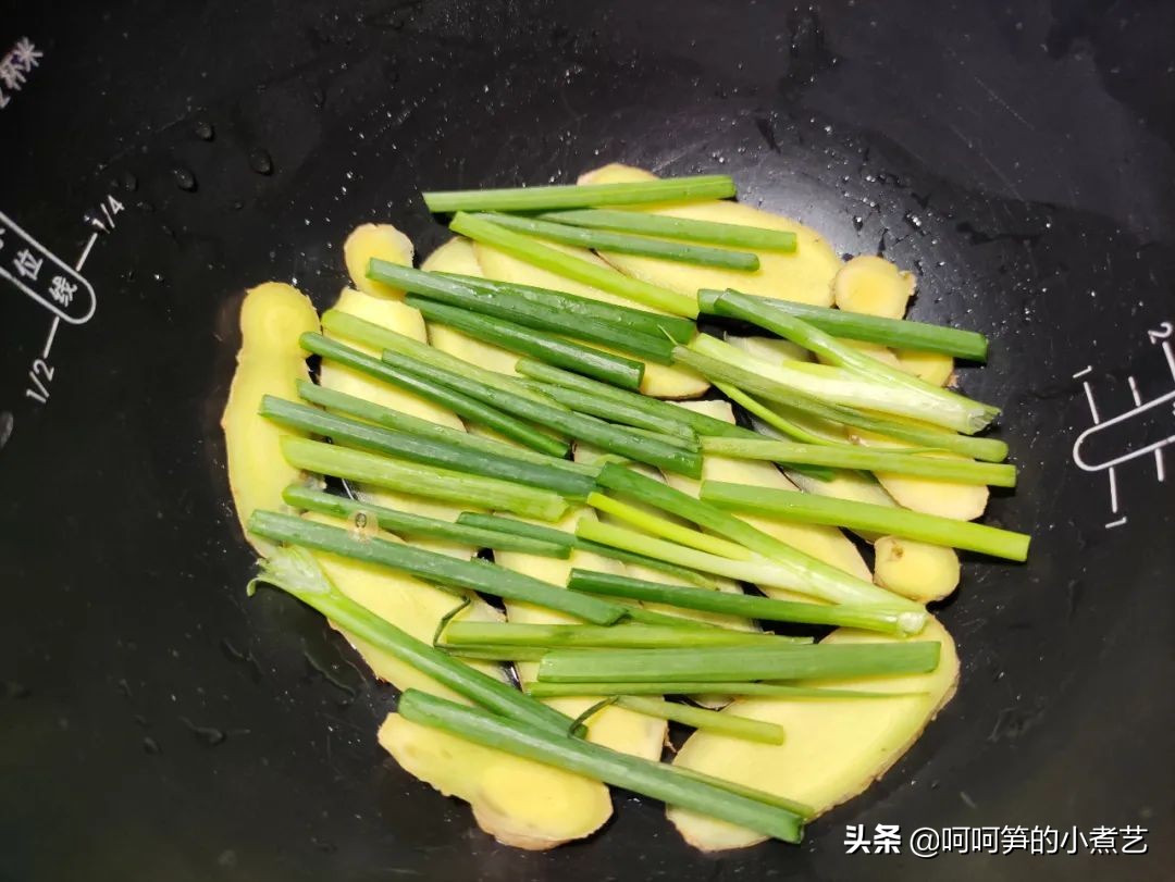 电饭煲盐焗鸡，手残党也能做出香喷喷的鸡腿肉，下饭刚刚好
