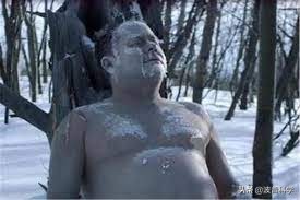 失溫到底有多可怕？凍死前產生幻覺行為詭異，有人離奇脫光衣服
