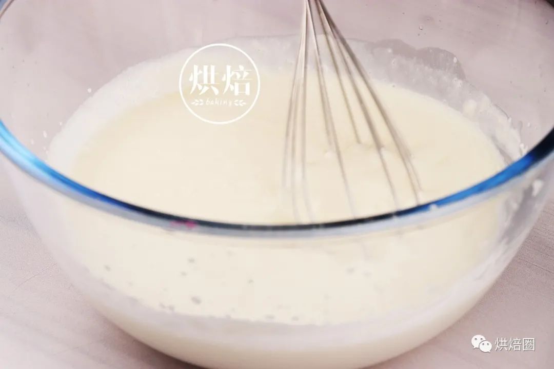 埋进椰香奶油慕斯里的芋泥卷 光看介绍就知道就多好吃了