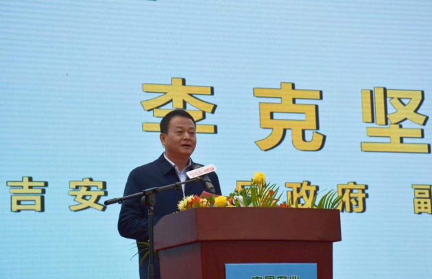 吉水县委副书记,县长段恩雄介绍,吉水县积极探索农业生产托管服务