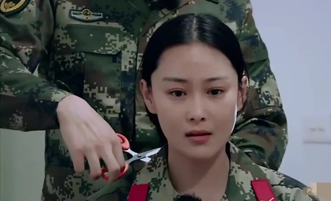 为何张馨予婚前婚后大变样？女人和谁在一起，