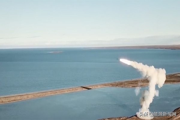 美企油田遭数枚火箭袭击，爱国者导弹全程哑火