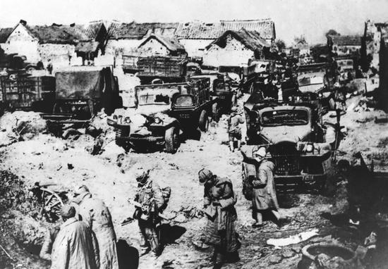 粟裕日射3万发炮弹，打崩黄百韬7万大军，皖南事