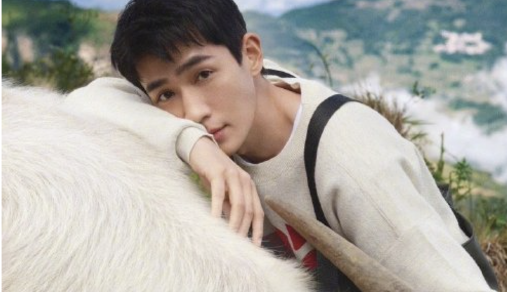 Zhu Yilong exposure is large, with nature be in harmony is an organic whole between place oneself field, cure completely feeling