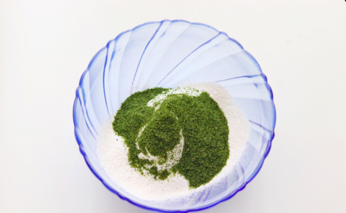 一掰就碎的海苔苏打饼干，美味又健康，学会自己在家做